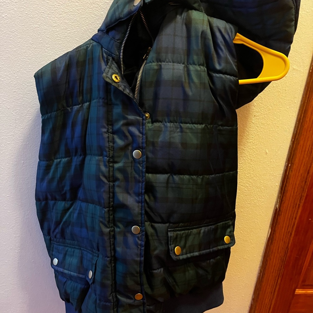 Plaid Hooded Puffer Vest peton and Parker size large